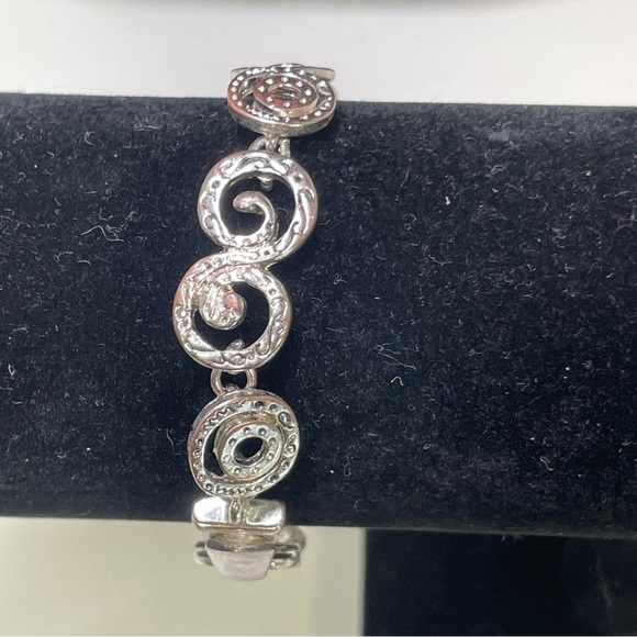 Elegant Silver Tone Swirl Bracelet - Picture 2 of 5